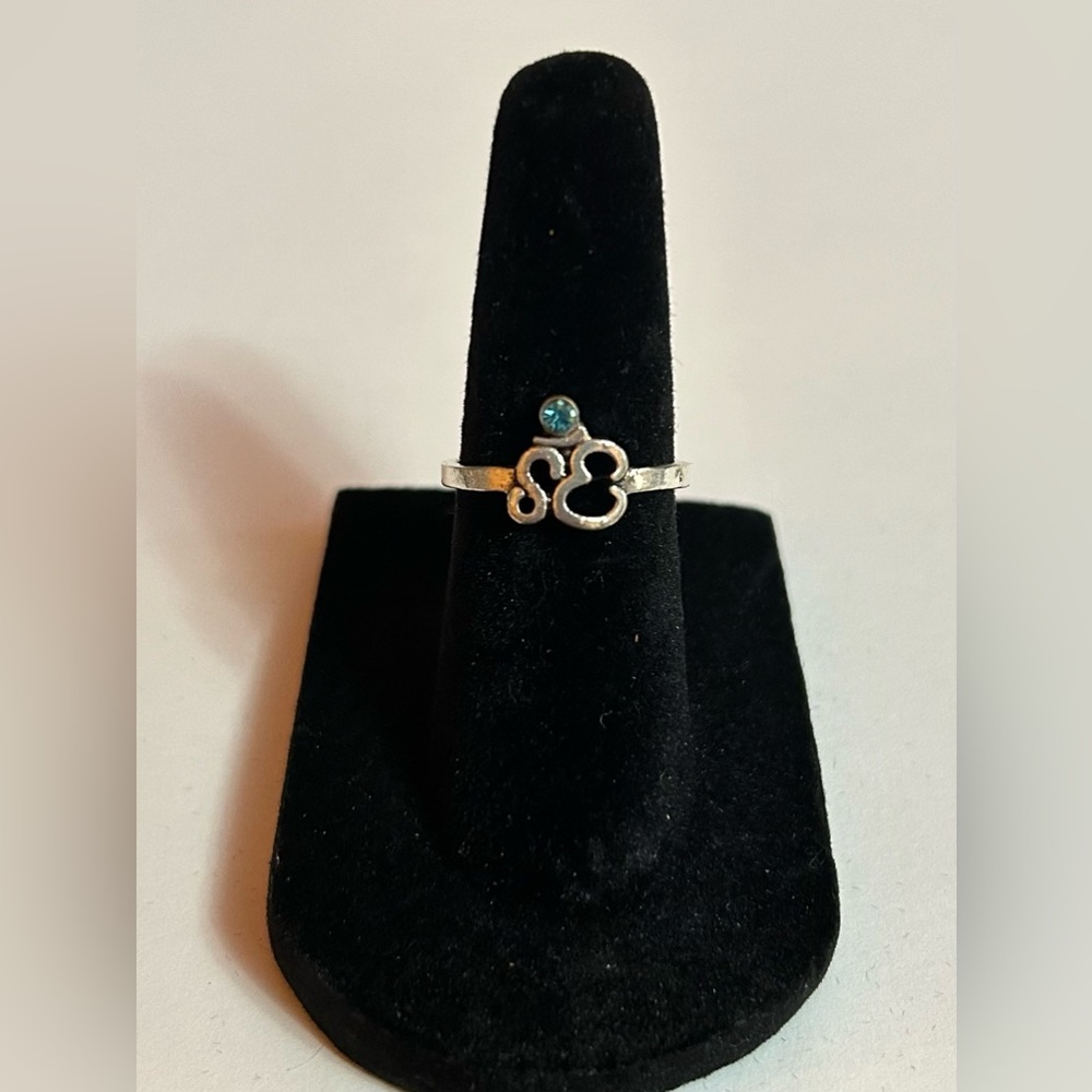 3/$10 Fashion ring size 4 1/2